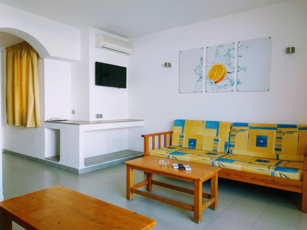 Apartamentos Jet - Adults Only Playa d'en Bossa Dış mekan fotoğraf